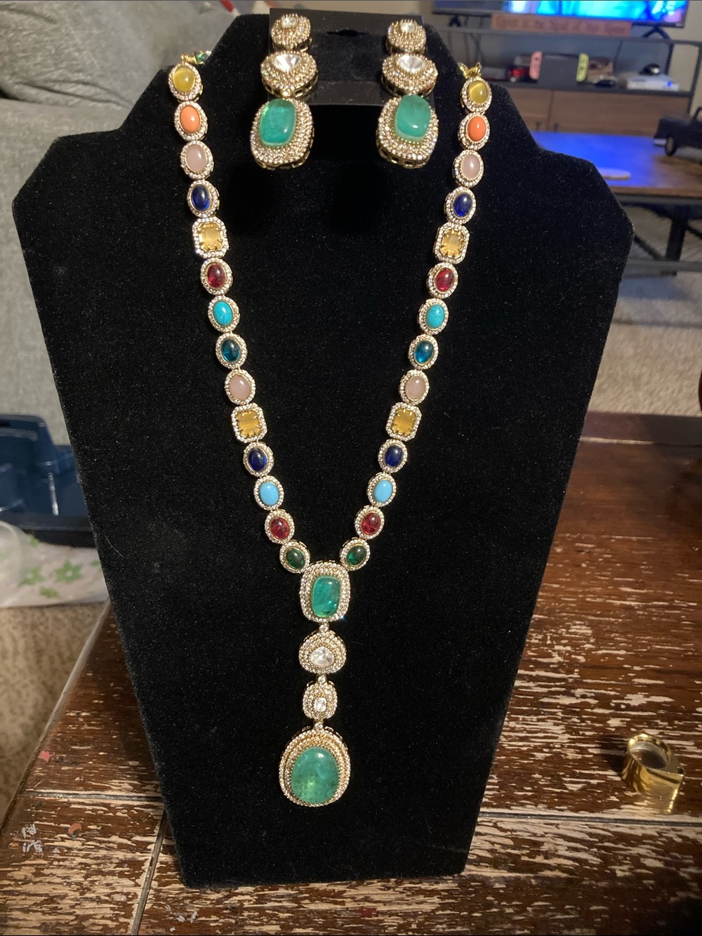 Navratan Kunden necklace set , Indian wedding jewelry, pierced  and necklace.